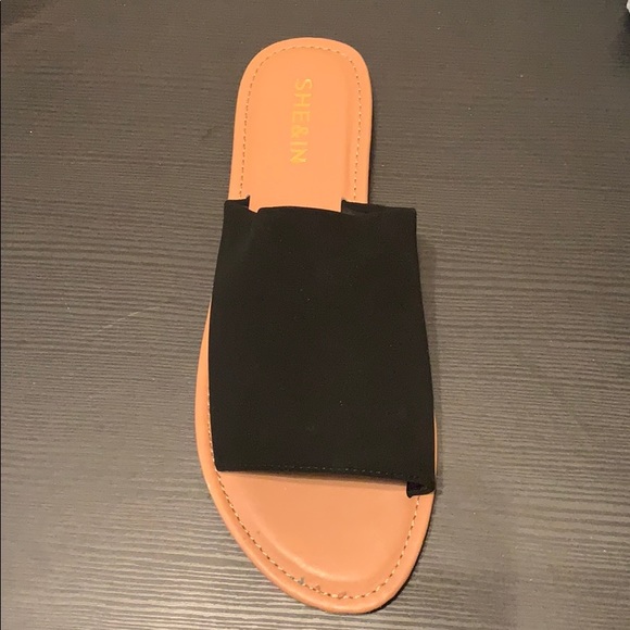 Sandals - Picture 3 of 3